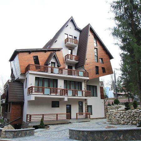 Hotel Oblique - Forest&Spa à Sinaia Extérieur photo